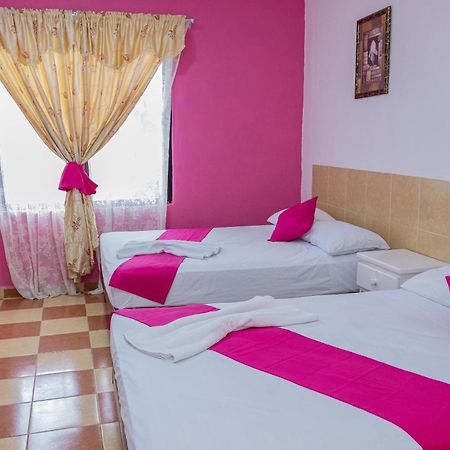 Oyo Hotel Marias,Aeropuerto Internacional De Chetumal Eksteriør bilde