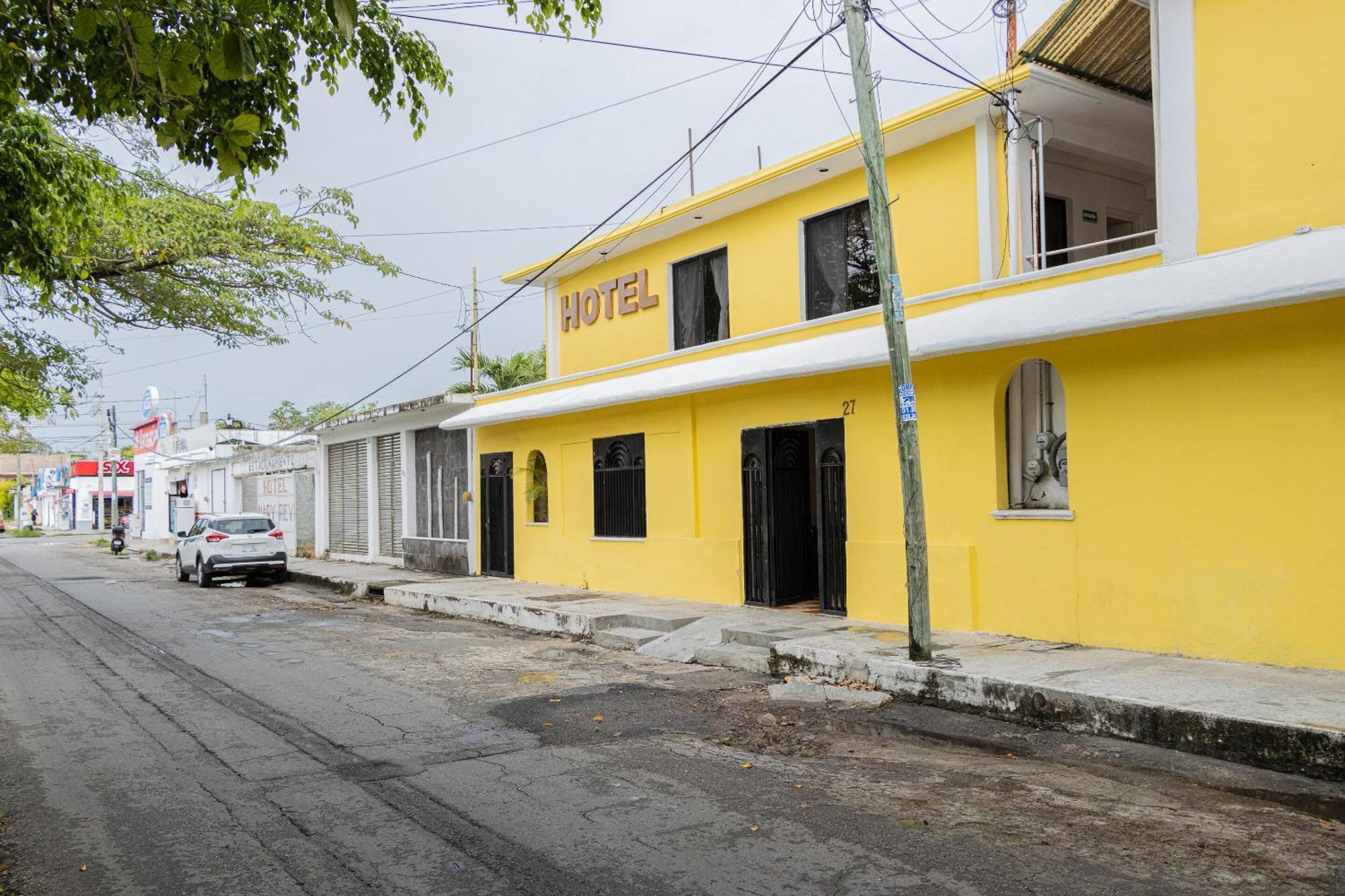 Oyo Hotel Marias,Aeropuerto Internacional De Chetumal Eksteriør bilde