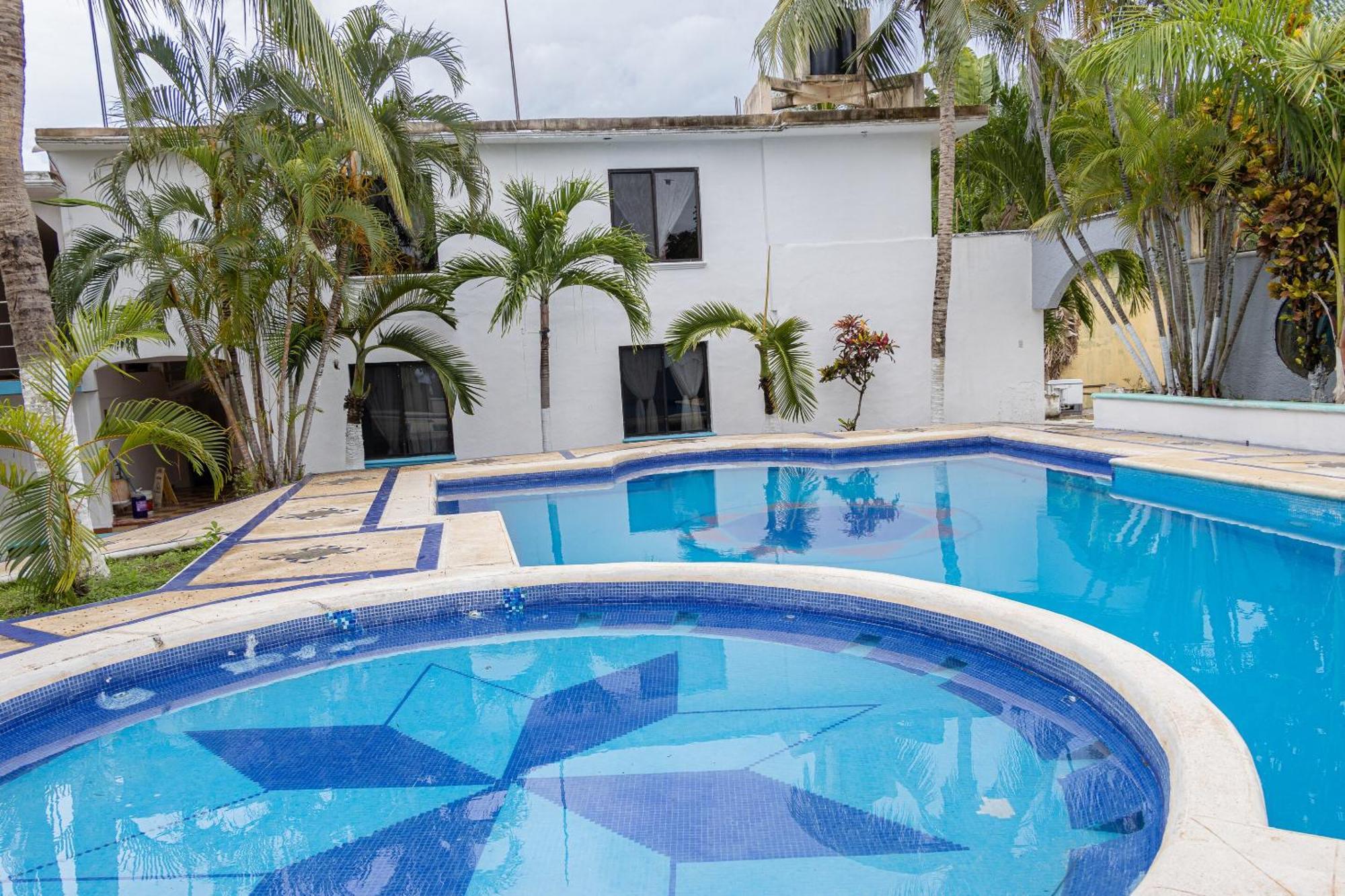 Oyo Hotel Marias,Aeropuerto Internacional De Chetumal Eksteriør bilde